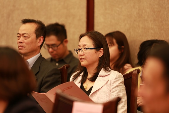 王平参加表彰会